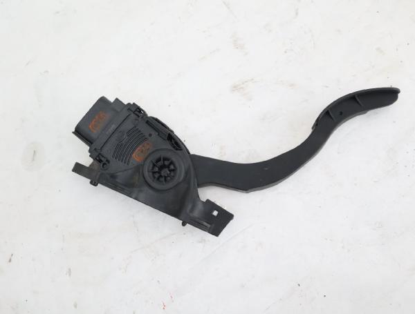 Gaspedal 31329058 Volvo V70 III 135