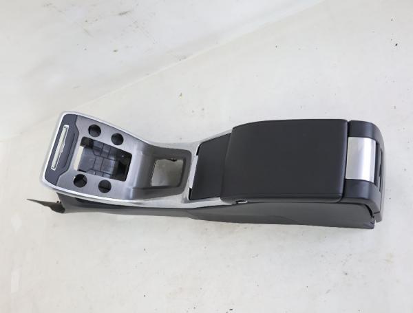 Mittelkonsole 39804755 Volvo V70 III 135