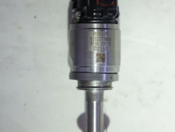 Einspritzventil 31303495 Volvo V70 III 135