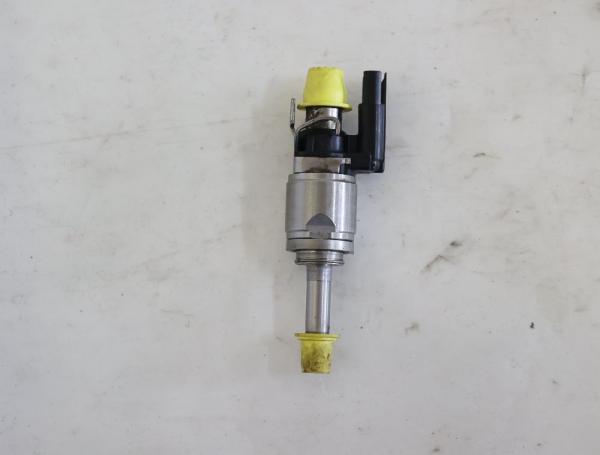 Einspritzventil 31303495 Volvo V70 III 135