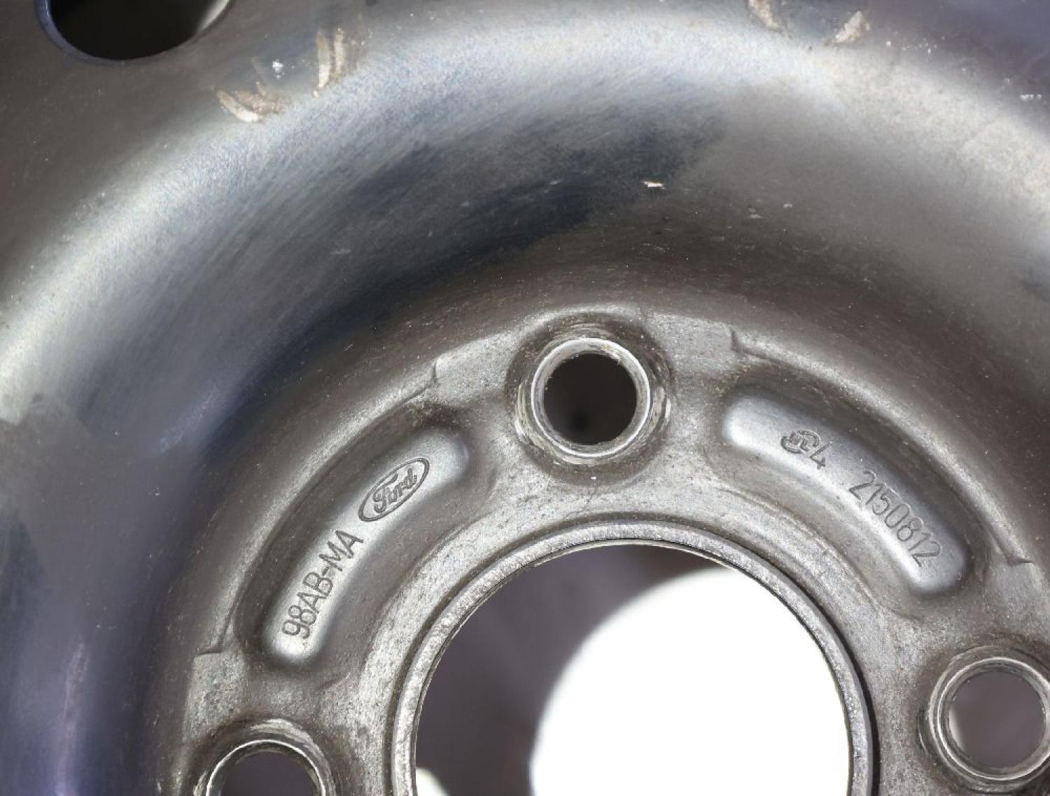 Felge Stahl vorn links 98ABMA Ford FUSION