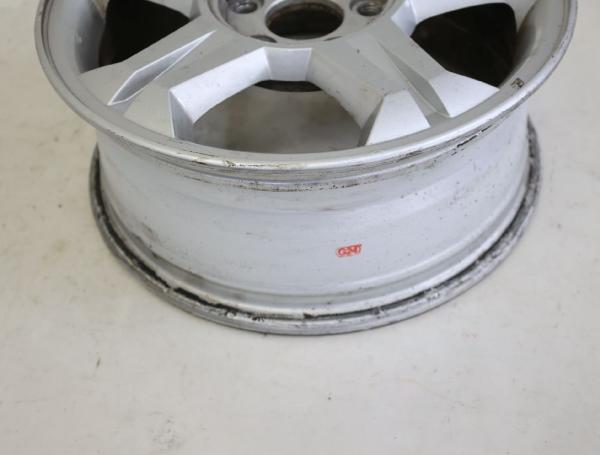 Felge Alu/Leichtmetall vorn links 529102C100 Hyundai COUPE GK
