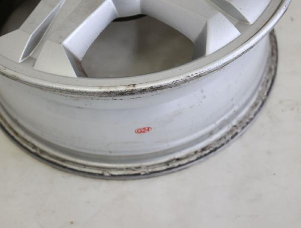 Felge Alu/Leichtmetall hinten rechts 529102C100 Hyundai COUPE GK
