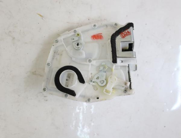 Türschloß hinten rechts 8230151K22 Opel AGILA B