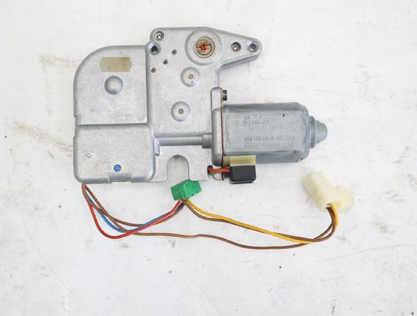 Schiebedach Motor 0130821833 Peugeot 306 7A Schrägheck