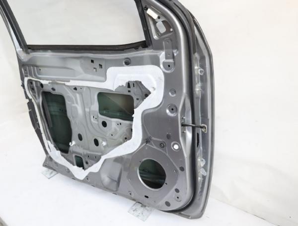 Tür vorn links H01014JKAA Nissan NAVARA D23