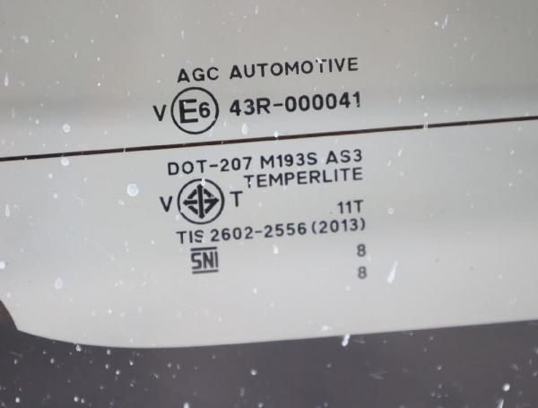 Heckscheibe 797005JN1D Nissan NAVARA D23