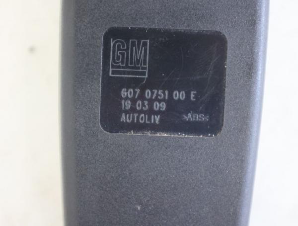 Gurtstraffer vorn rechts 607075100E Opel CORSA D