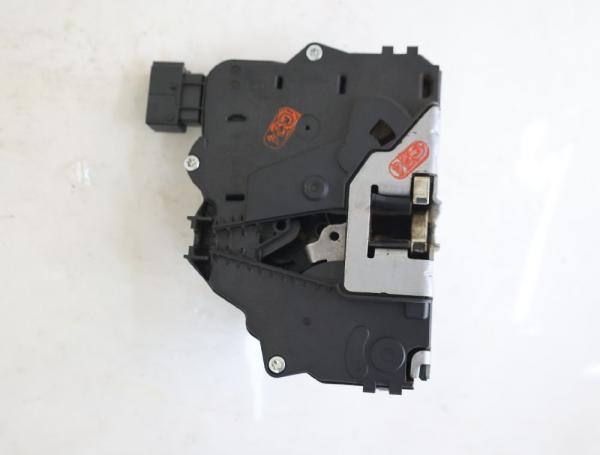 Türschloß vorn rechts 13258274 Opel CORSA D