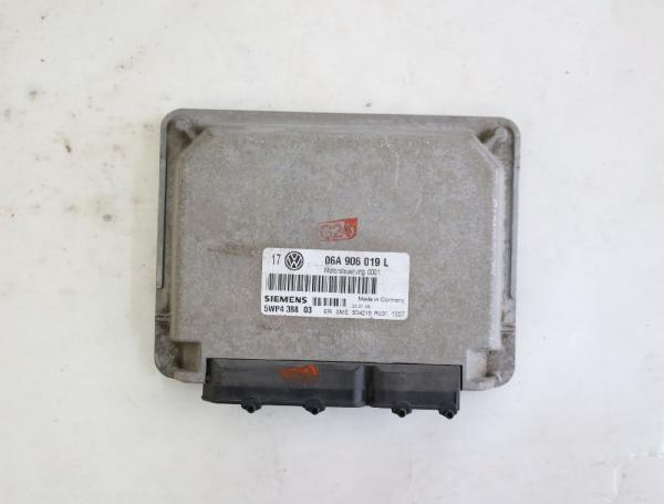 Steuergerät Motor 06A906019L VW GOLF 4