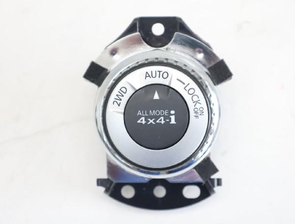 Schalter Allrad 969U74CE2A Nissan X-TRAIL T32