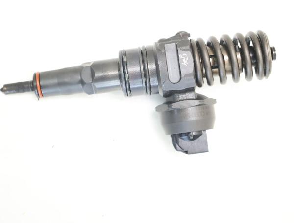 Einspritzduese (Diesel) Zylinder 2 0414720215 VW GOLF 5