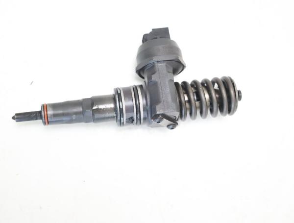 Einspritzduese (Diesel) Zylinder 2 0414720215 VW GOLF 5