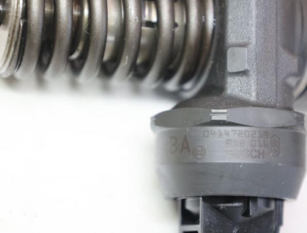 Einspritzduese (Diesel) Zylinder 2 0414720215 VW GOLF 5