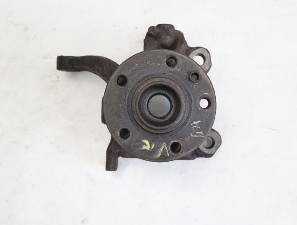 Achsschenkel vorn rechts 7D0407258A VW T4 Bus