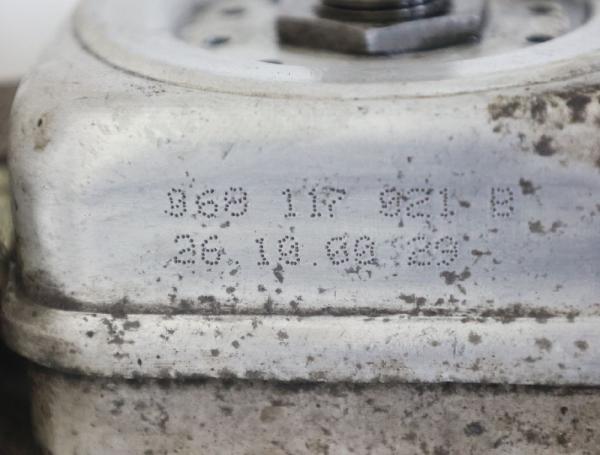 Ölfiltergehäuse 068117021B VW T4 Kasten