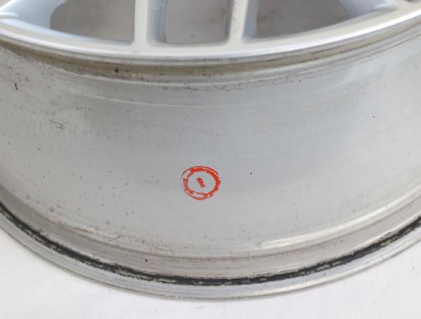 Felge Alu/Leichtmetall vorn rechts 4G9601025R Audi A6 Avant C7
