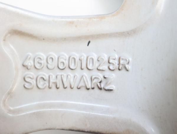 Felge Alu/Leichtmetall vorn links 4G9601025R Audi A6 Avant C7