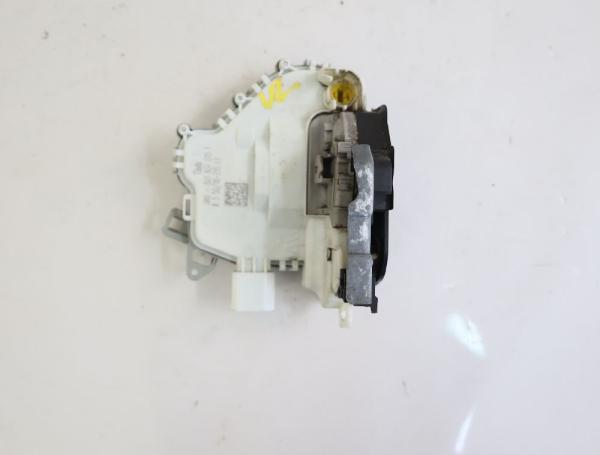 Türschloß vorn links 8J1837015F Audi A6 Avant C7
