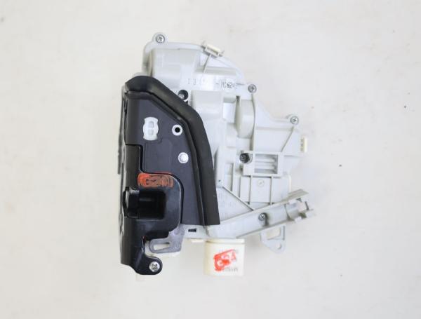 Türschloß hinten links 4G0839015E Audi A6 Avant C7