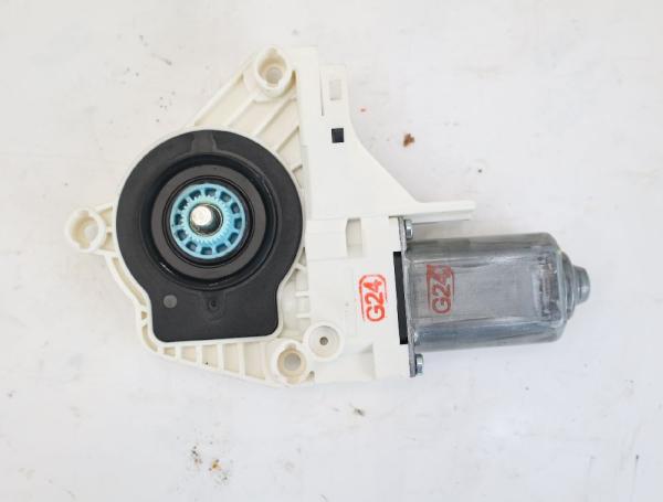 Fensterheber-Motor vorn rechts 8K0959802B Audi A6 Avant C7