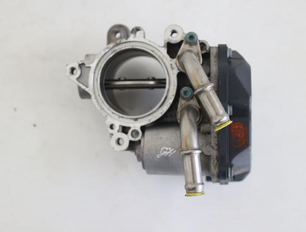Drosselklappenstutzen 04L128063T Audi A6 Avant C7