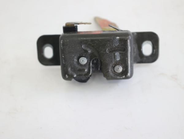 Schloß Heckklappe 90330EA500 Nissan PATHFINDER R51