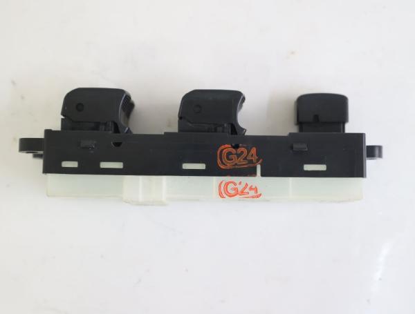 Schalter Fensterheber vorn links 80961EB370 Nissan PATHFINDER R51