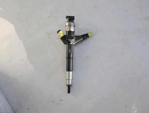Einspritzduese (Diesel) Zylinder 4 16600EC00A Nissan PATHFINDER R51