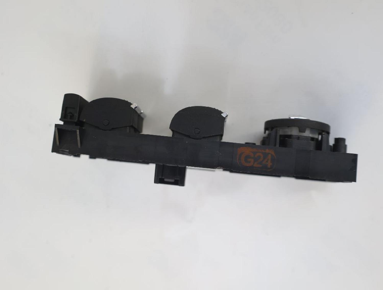 Schalter Fensterheber vorn links 8M5T14A132AC Ford FOCUS 2 Turnier