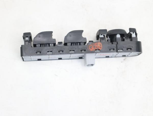 Schalter Fensterheber vorn links 809610017R Renault MEGANE 3 BZ