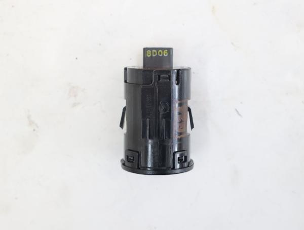 Schalter sonstige BJS7663S0 Mazda 2 DL