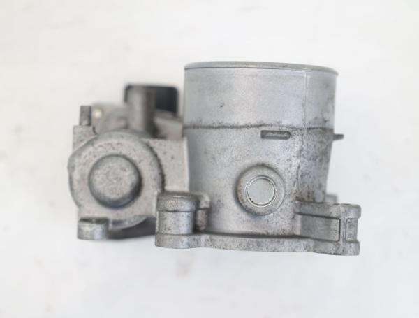 Drosselklappenstutzen P51313640 Mazda 2 DL