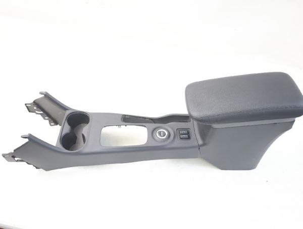 Mittelkonsole 8011B154 Mitsubishi OUTLANDER 3 AWD