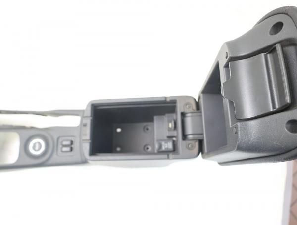 Mittelkonsole 8011B154 Mitsubishi OUTLANDER 3 AWD