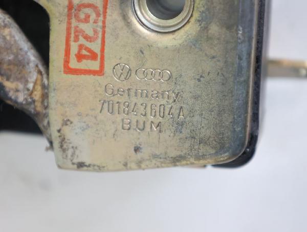 Türschloß hinten rechts 701843604A VW T4 Bus