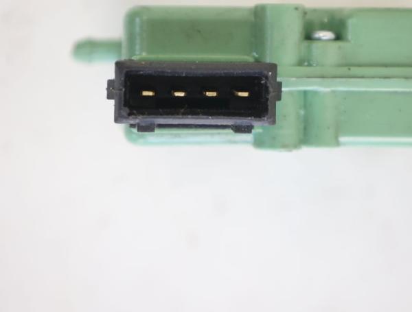 Stellmotor ZV vorn links 701959781 VW T4 Bus