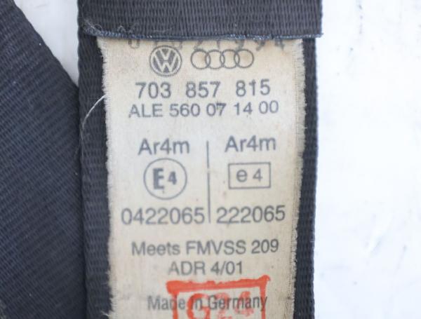 Sicherheitsgurt hinten rechts 703857815 VW T4 Bus