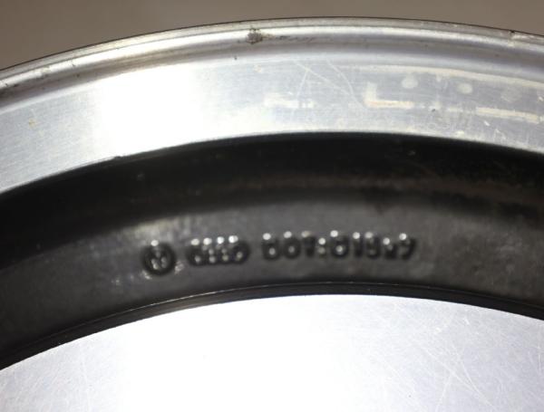 Felge Alu/Leichtmetall hinten links 701601025 VW T4 Bus