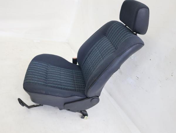 Sitz vorn links 165881105 VW GOLF 2