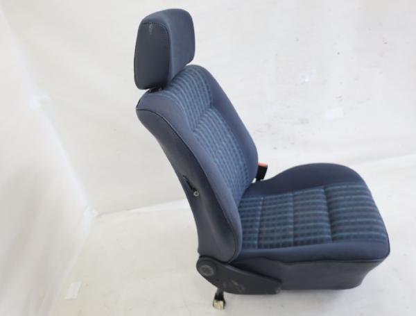 Sitz vorn rechts 165881106 VW GOLF 2