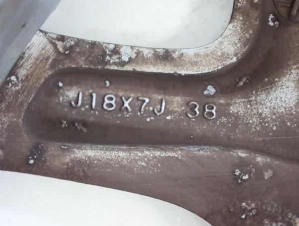 Felge Alu/Leichtmetall vorn rechts 4250C573 Mitsubishi OUTLANDER 3 AWD
