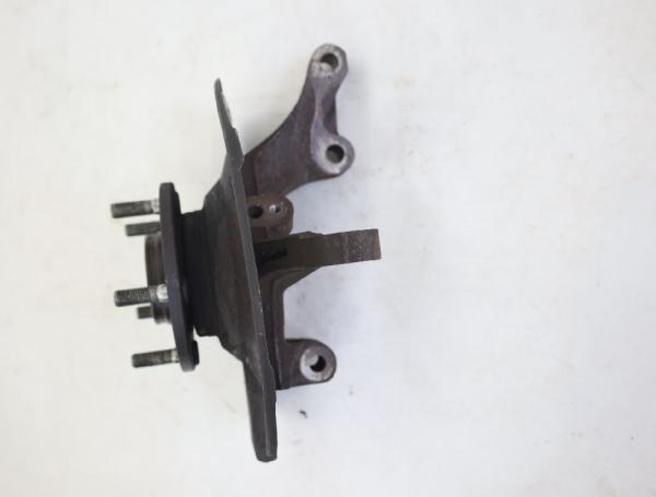Achsschenkel vorn links 3870A007 Mitsubishi OUTLANDER 3 AWD