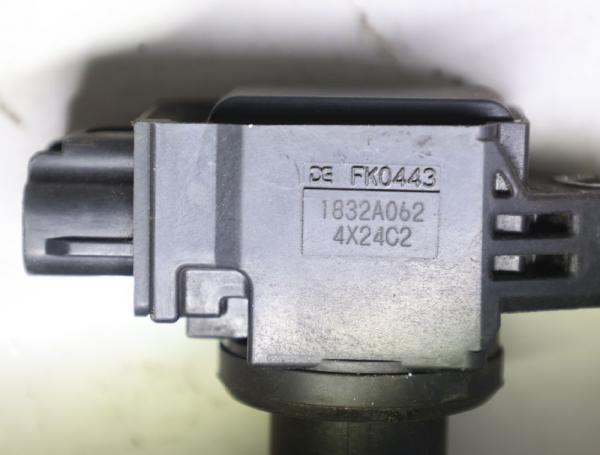 Zündspule Zylinder 2 1832A062 Mitsubishi OUTLANDER 3 AWD