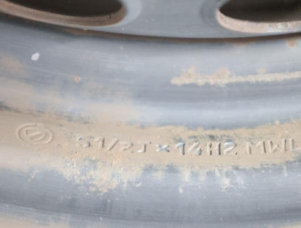 Felge Stahl vorn rechts 51804399 Fiat 500 312