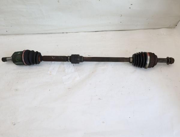 Antriebswelle vorn rechts MR953746 Mitsubishi LANCER 7 KOMBI CS