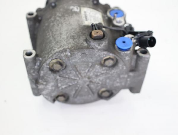Klimakompressor AKC200A215 Mitsubishi LANCER 7 KOMBI CS