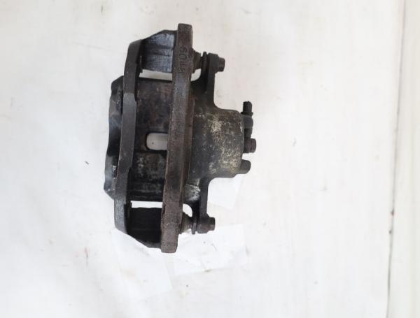 Bremssattel vorn links MR955063 Mitsubishi LANCER 7 KOMBI CS