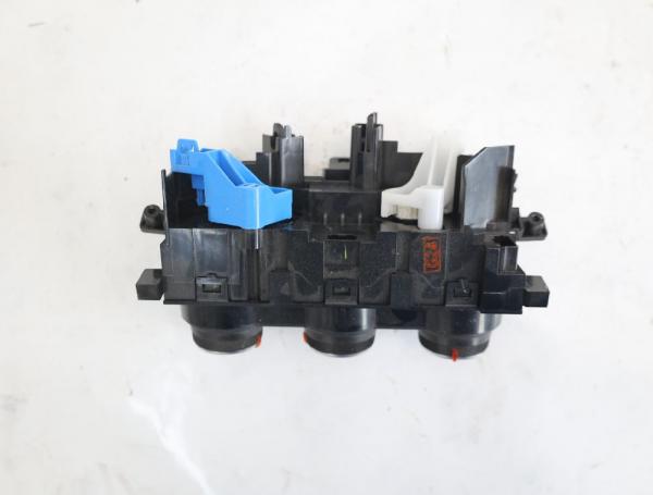 Klimabedienteil 4205451800 Mercedes CITAN KASTEN W420
