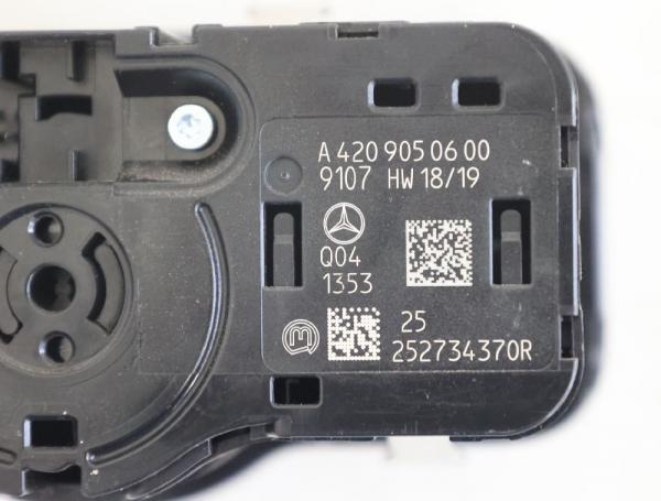 Schalter Licht 4209050600 Mercedes CITAN KASTEN W420